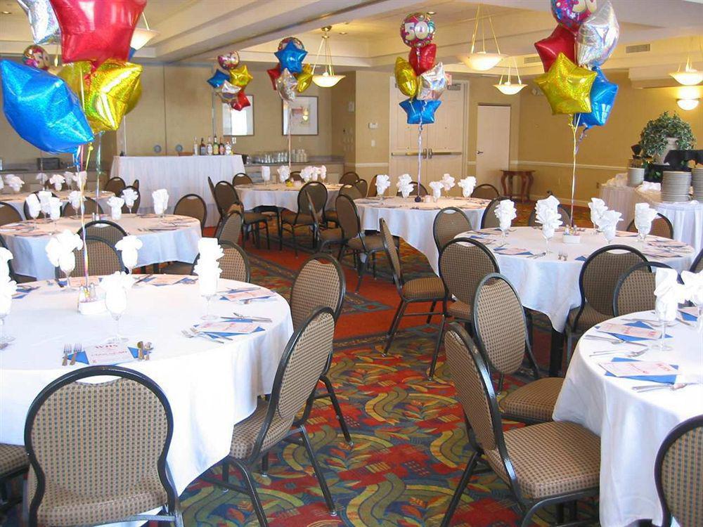 Hilton Garden Inn Wooster Restaurant bilde