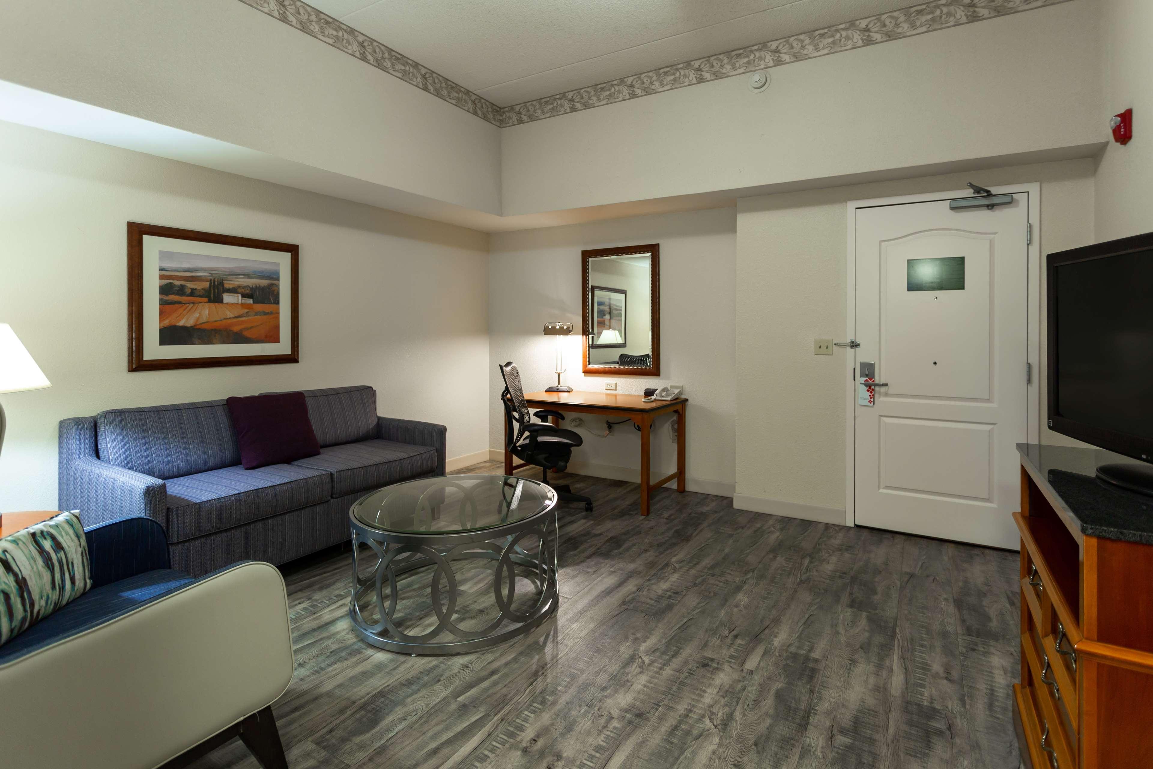 Hilton Garden Inn Wooster Eksteriør bilde
