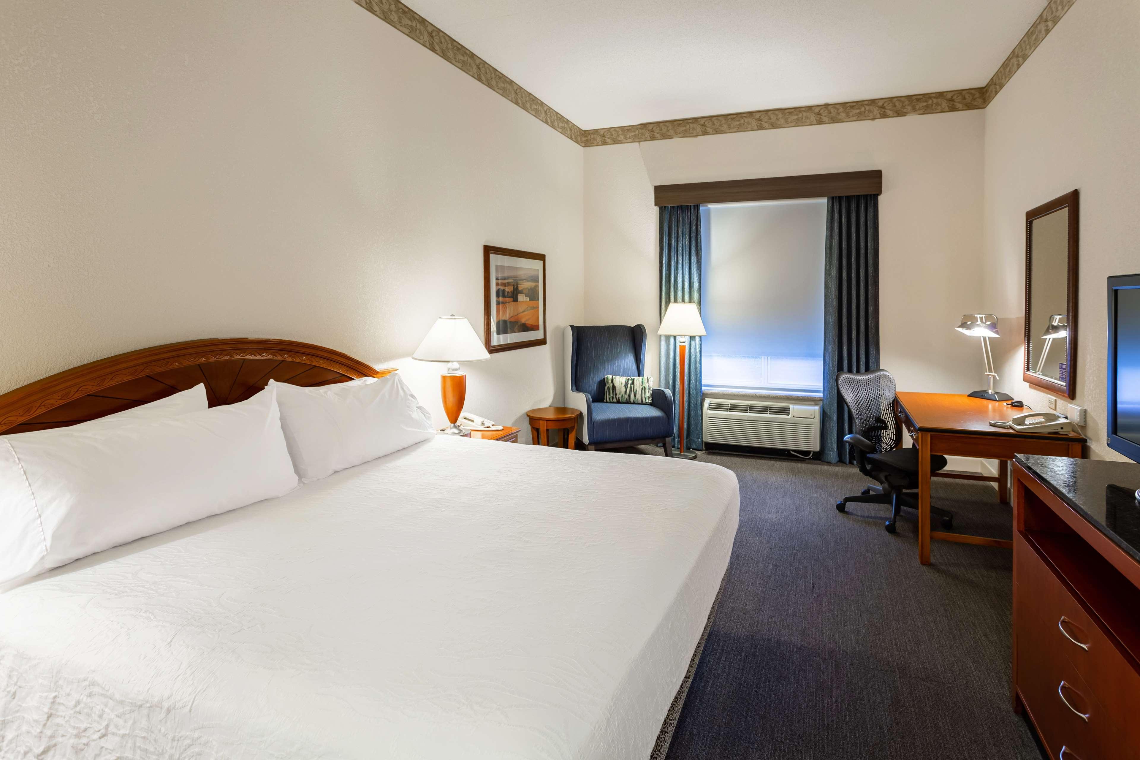 Hilton Garden Inn Wooster Eksteriør bilde