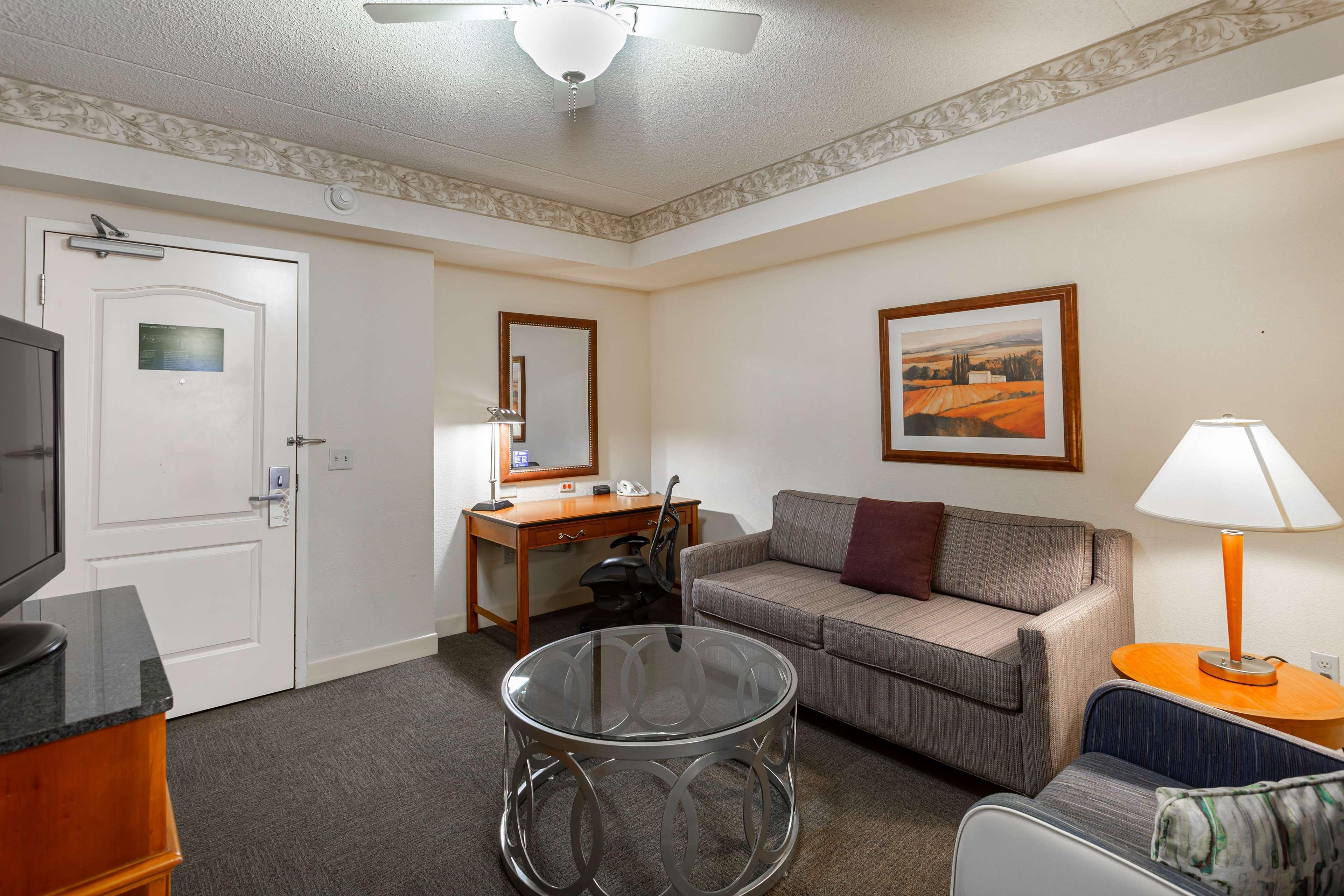 Hilton Garden Inn Wooster Eksteriør bilde