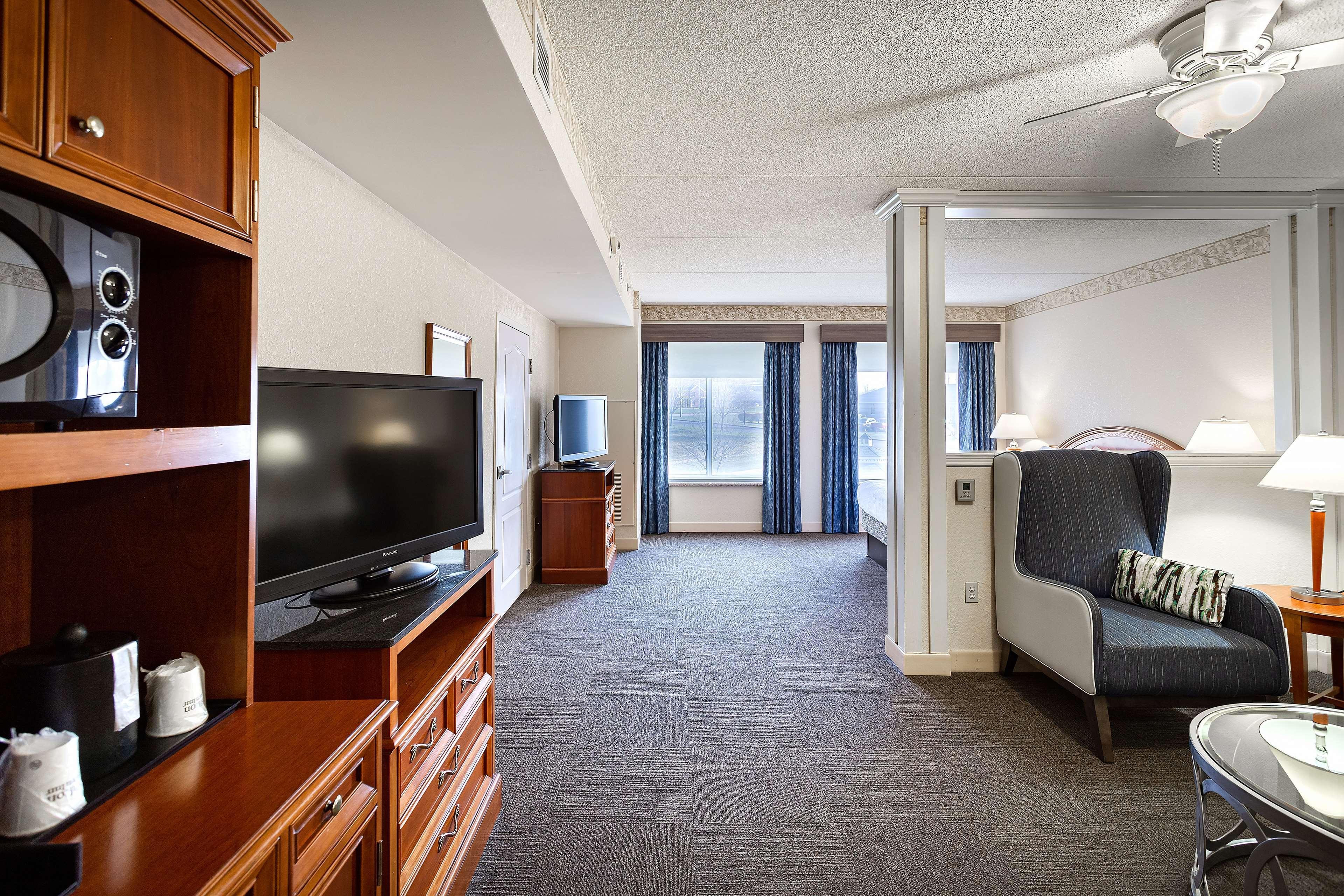 Hilton Garden Inn Wooster Eksteriør bilde