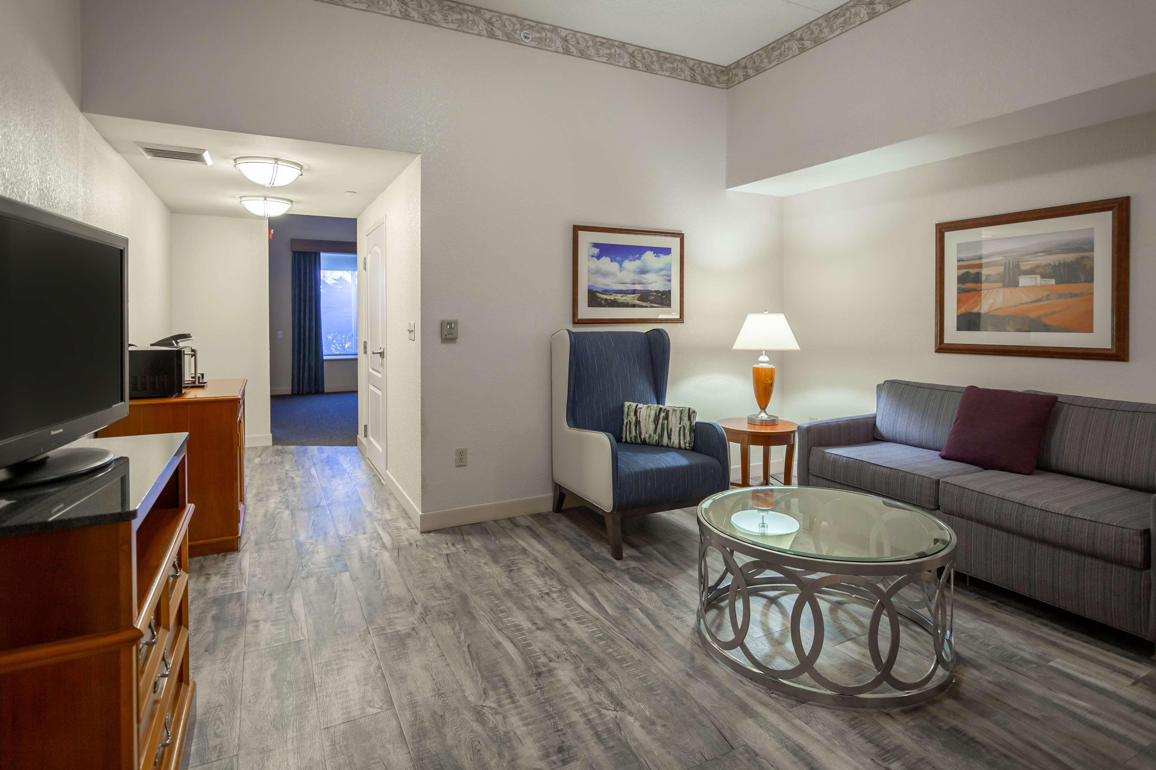Hilton Garden Inn Wooster Eksteriør bilde