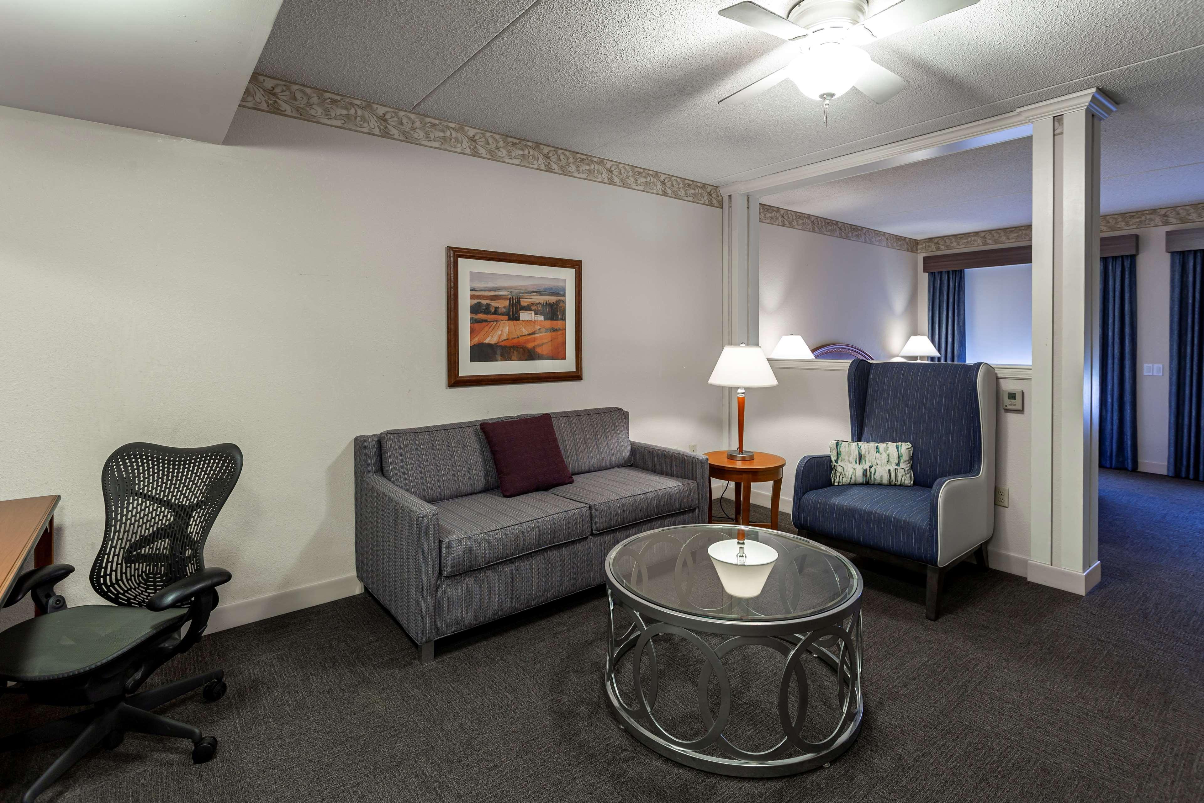 Hilton Garden Inn Wooster Eksteriør bilde