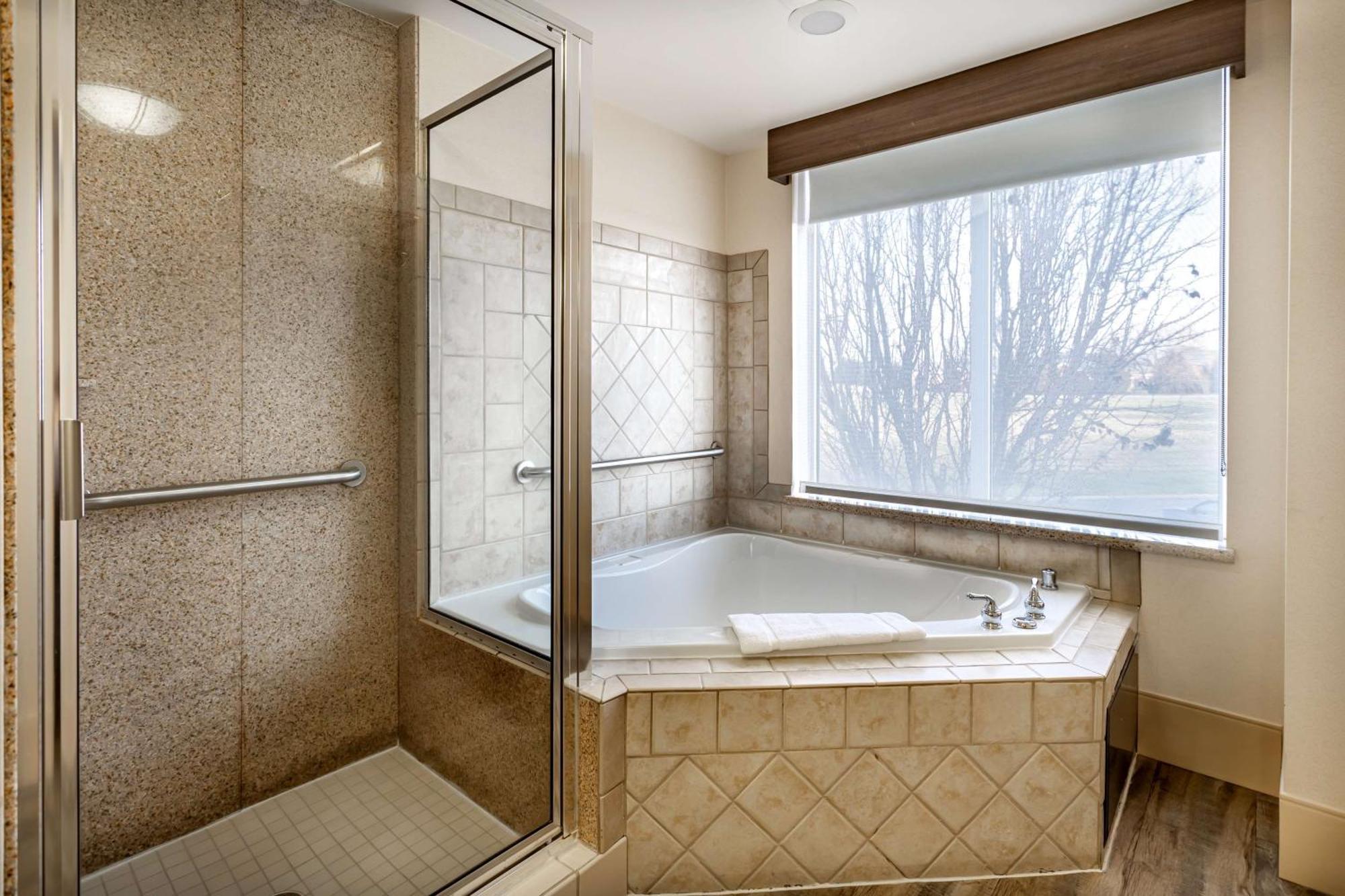 Hilton Garden Inn Wooster Eksteriør bilde